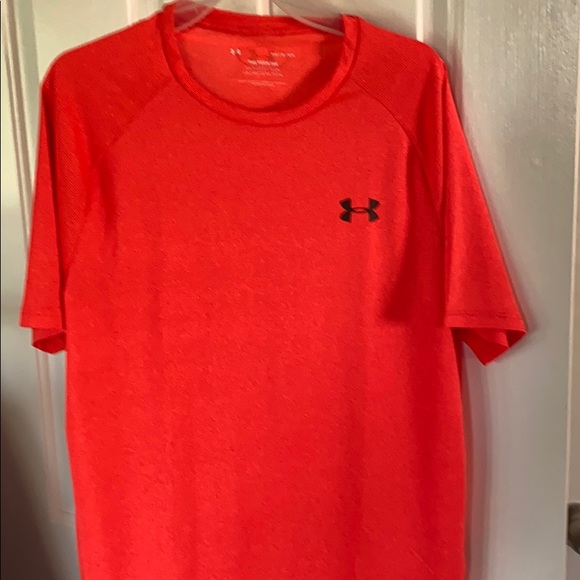 Child’s small under Armour tee shirt - Picture 1 of 5